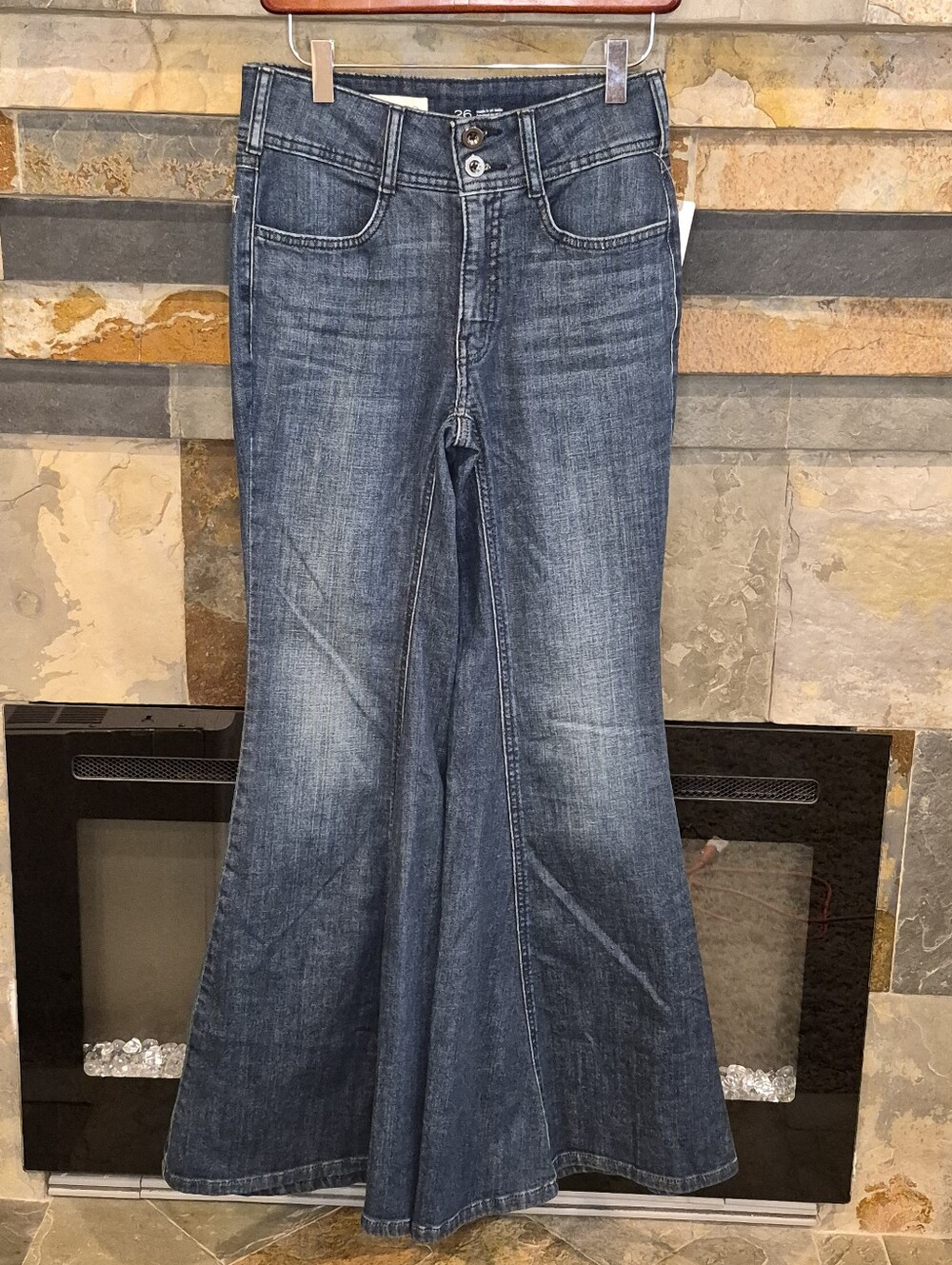 Pilcro Indigo Blue High-Rise Jeans